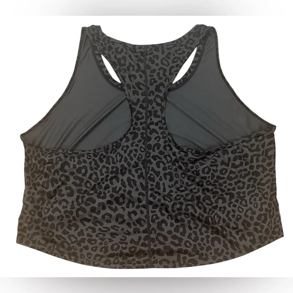 Nike Women's 1x Gray/Black Dri-Fit One Slim Fit Plus‎ Leopard Print Tank Top.